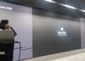 2025년 12월 18일 서울 강남에서 열린 사업설명회 'BrandVis Premiere 2025'에서 손은경 (주)플립비 대표가 GEO 인텔리전스 플랫폼 BrandVis(브랜드비즈)를 발표하고 있다.